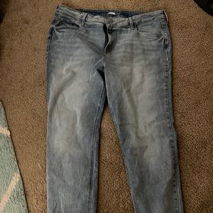 Old Navy rockstar jeans sz 20
